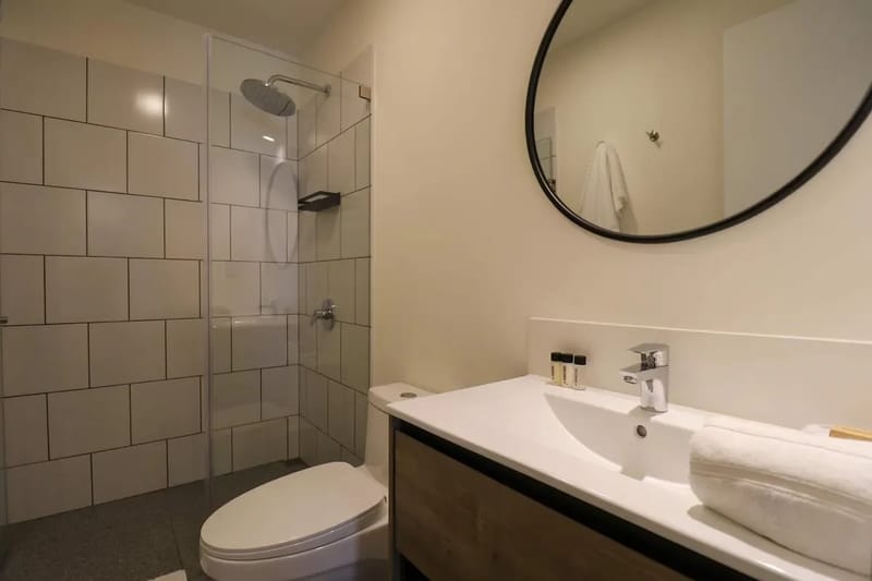 Central 2BR w/ Balcony in Miraflores