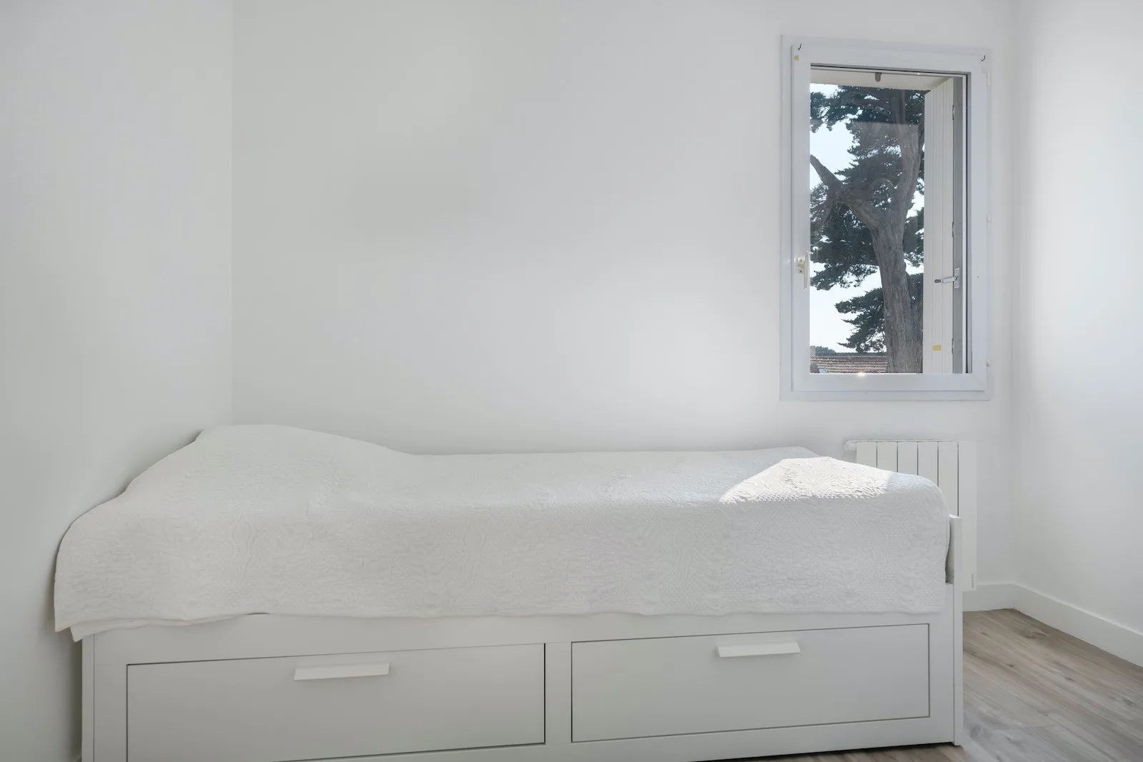 Apartment for four with marina view