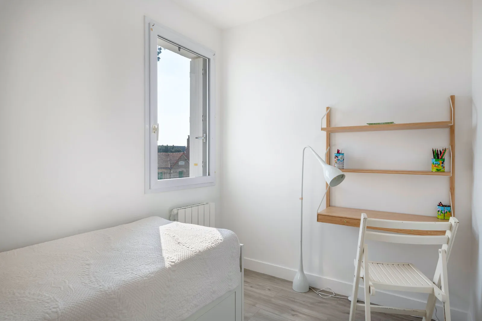 Apartment for four with marina view