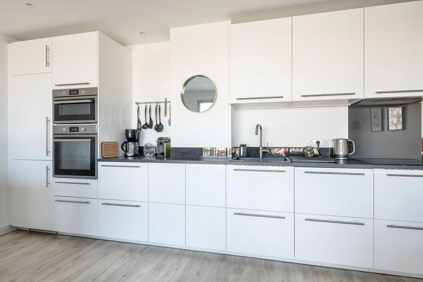 Apartment for four with marina view