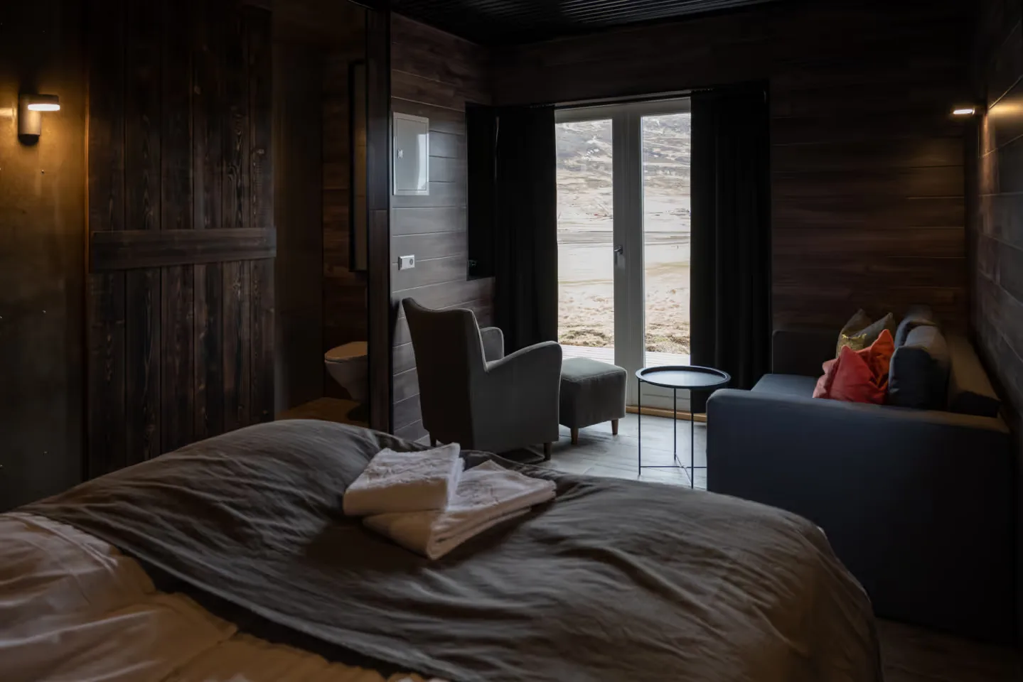 Dalahyttur room interior
