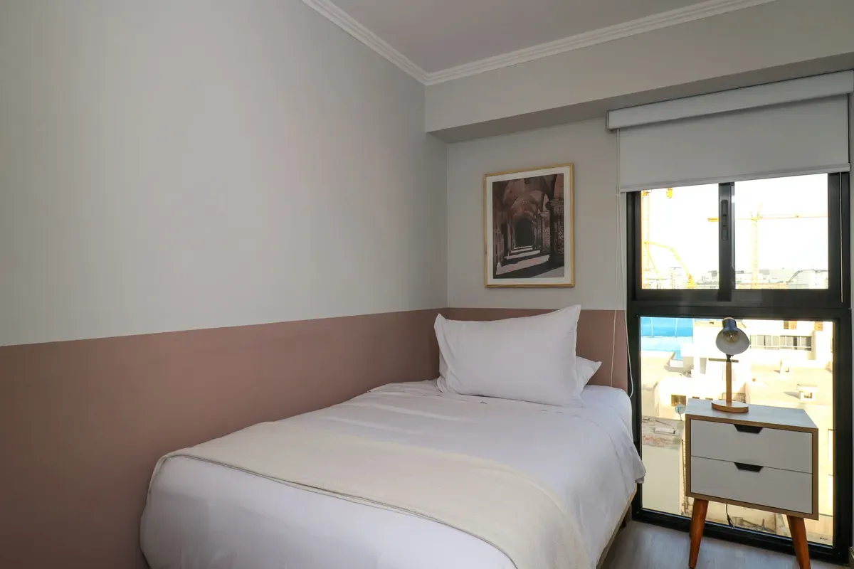 Deluxe 3BR w/ Balcony in Prime Miraflores