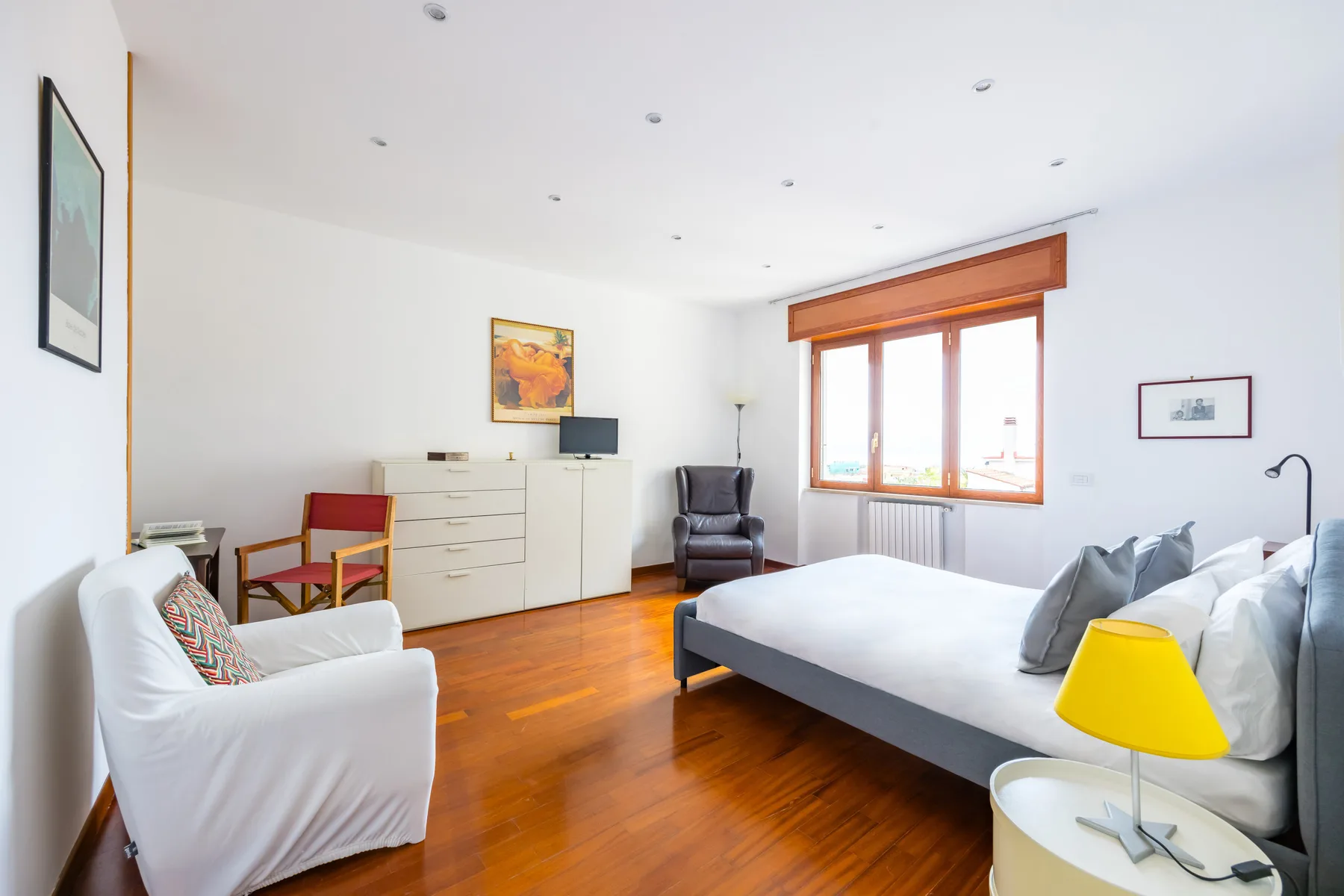 Colonna Classic Style Apartment