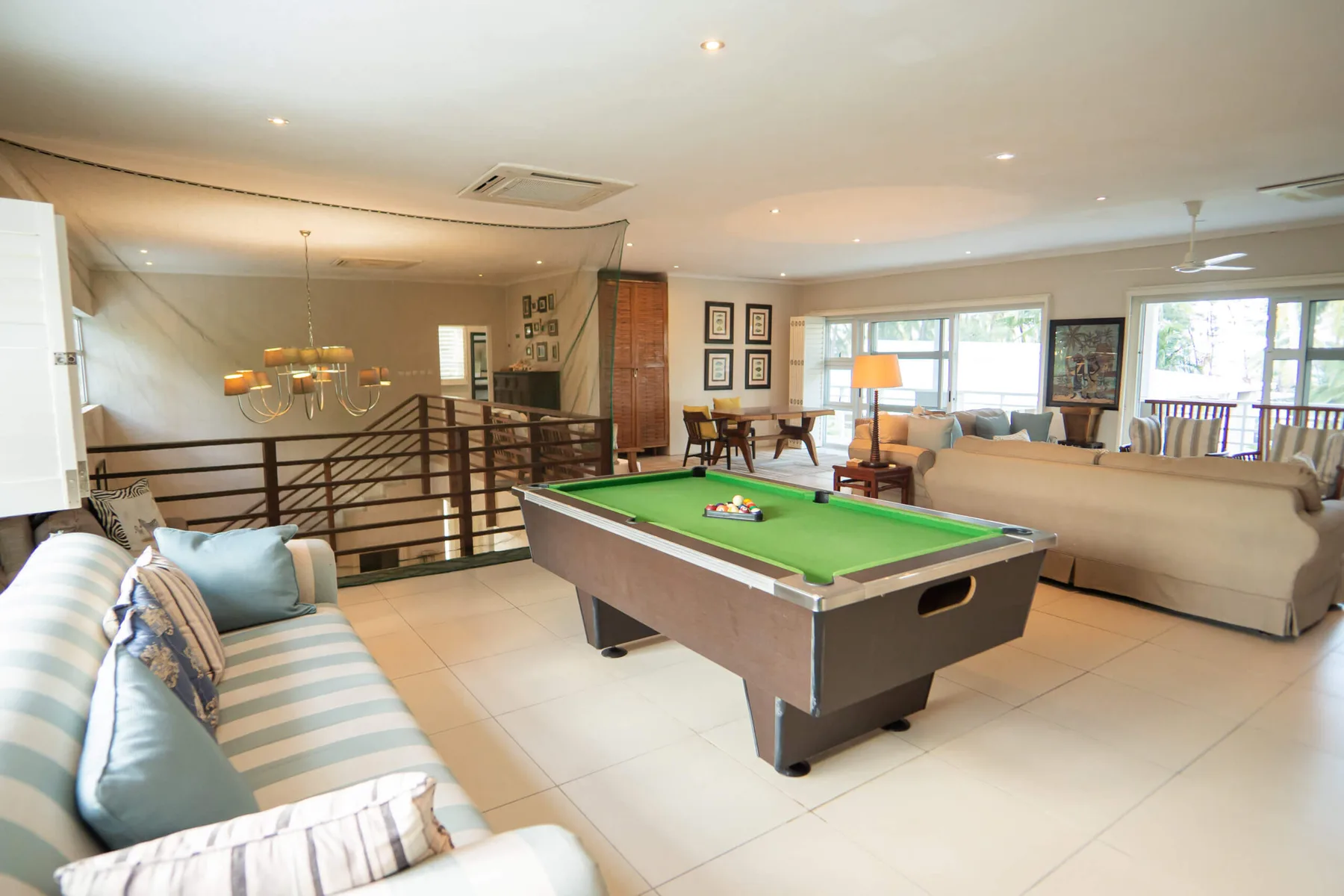 Upstairs lounge