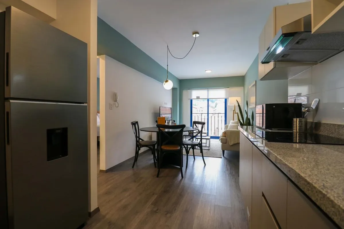 Warm 1BR in Historic Cusco w/ Balcony