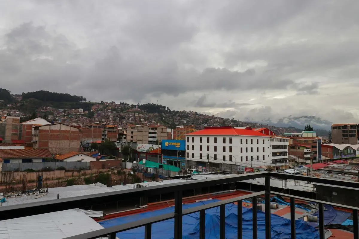 Warm 1BR in Historic Cusco w/ Balcony