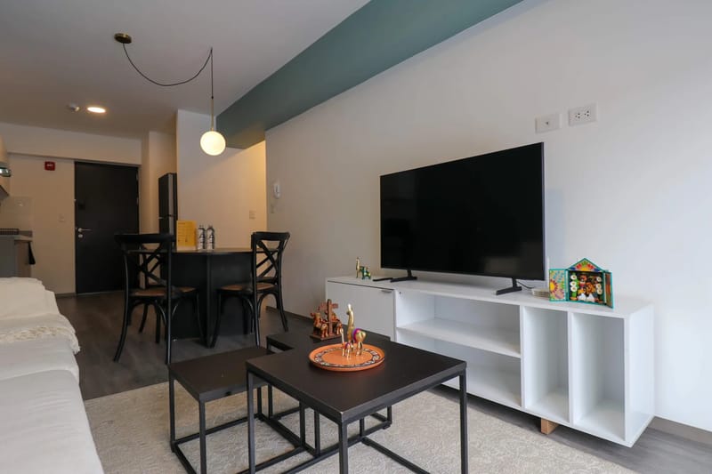 Warm 1BR in Historic Cusco w/ Balcony