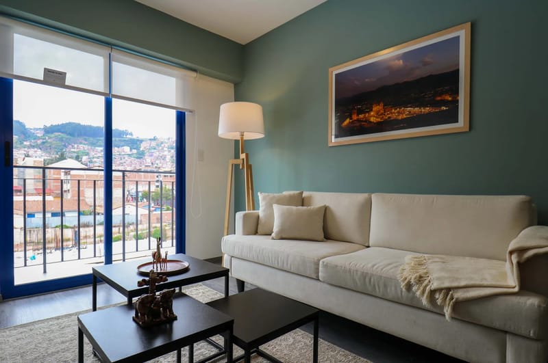 Warm 1BR in Historic Cusco w/ Balcony