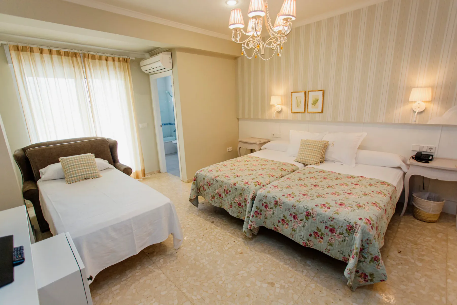 Confort Familiar room