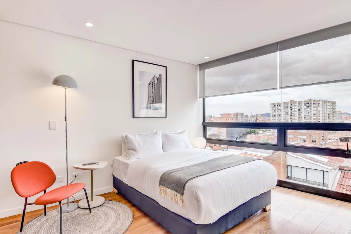 Glowing Loft in Bogota w/ Gym