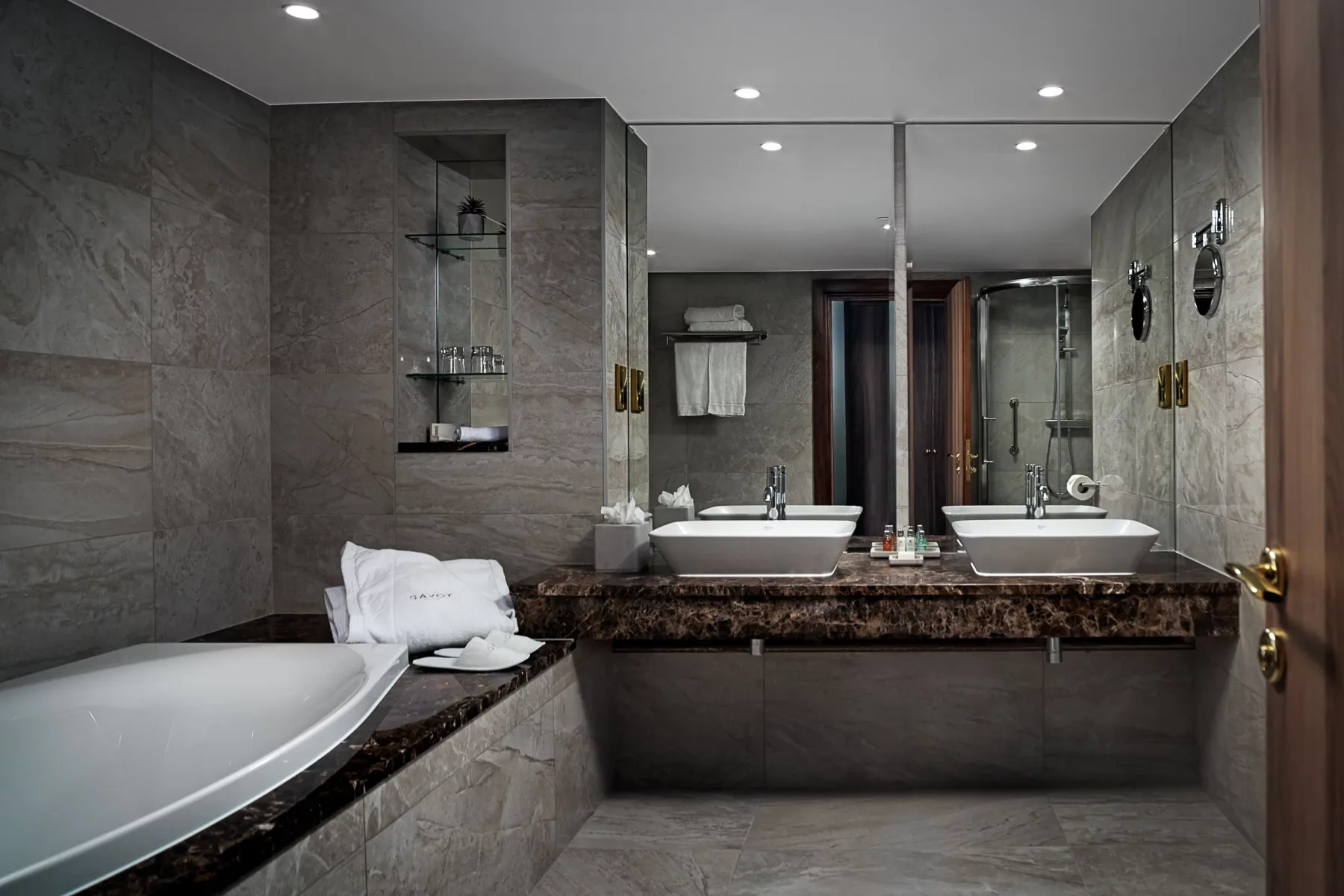 Baño de la suite junior