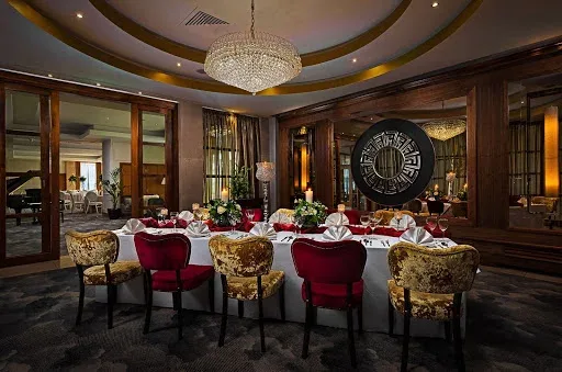 Interior del hotel Savoy
