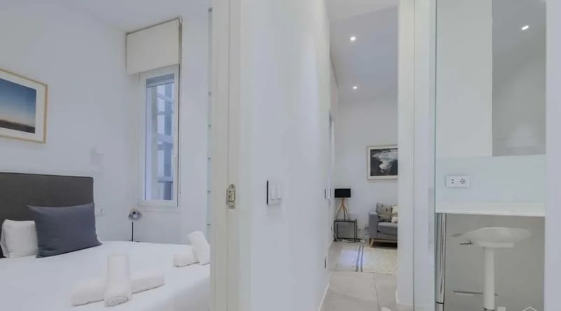 Chic 1BR in the Vibrant Chueca Neighborhood