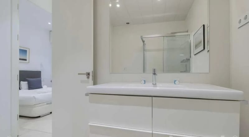 Chic 1BR in the Vibrant Chueca Neighborhood