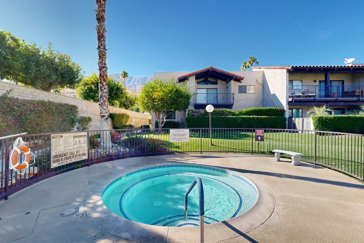 Canyon Country Club Unit 58