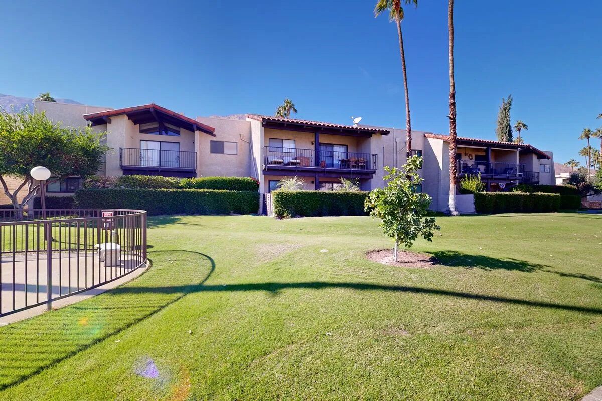Canyon Country Club Unit 58