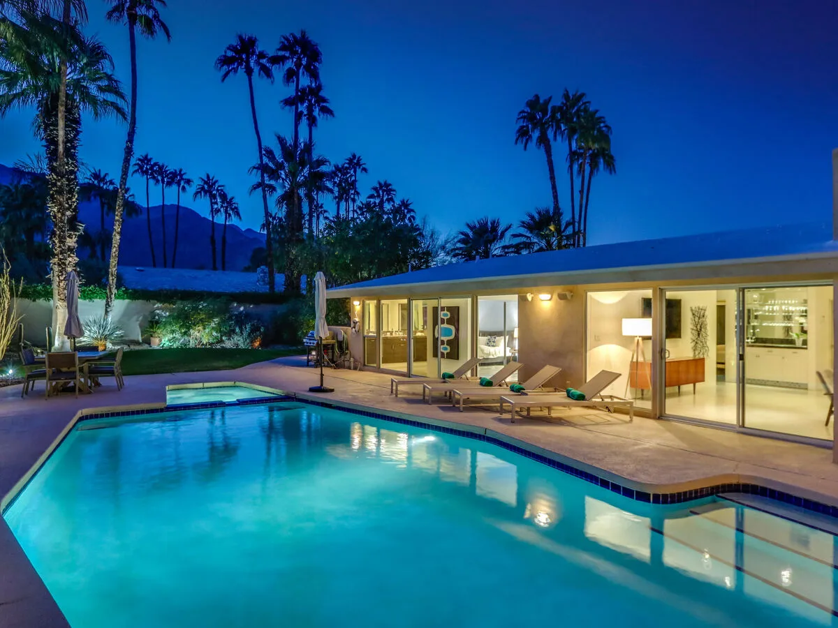 Movie Colony Palms