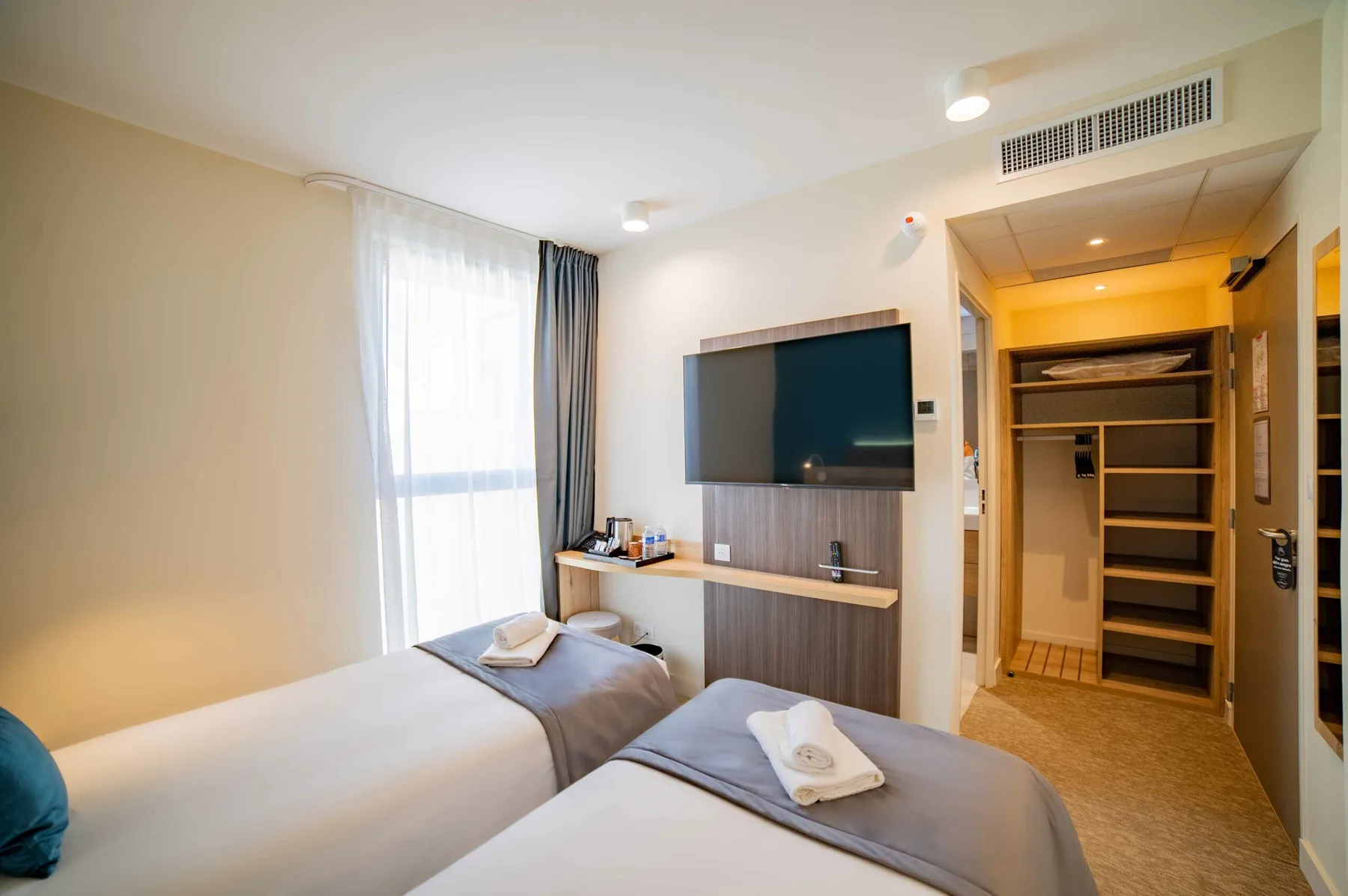 Twin-room photo