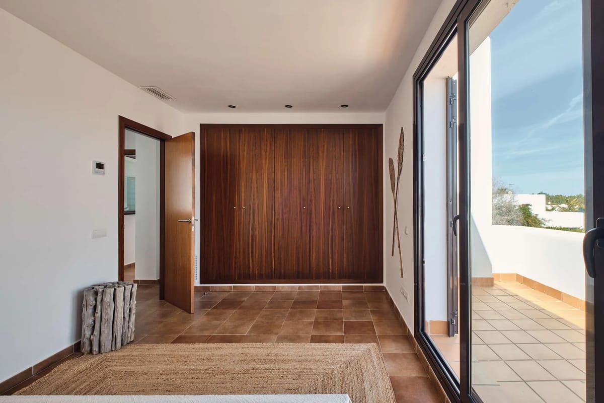 Sunny 4BR Villa with Pool in Ibiza