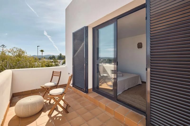 Sunny 4BR Villa with Pool in Ibiza
