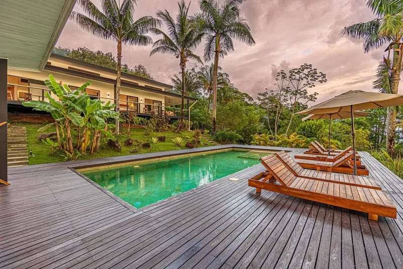 Chic 2BR Villa in Jungle Retreat Near Uvita & Dominical