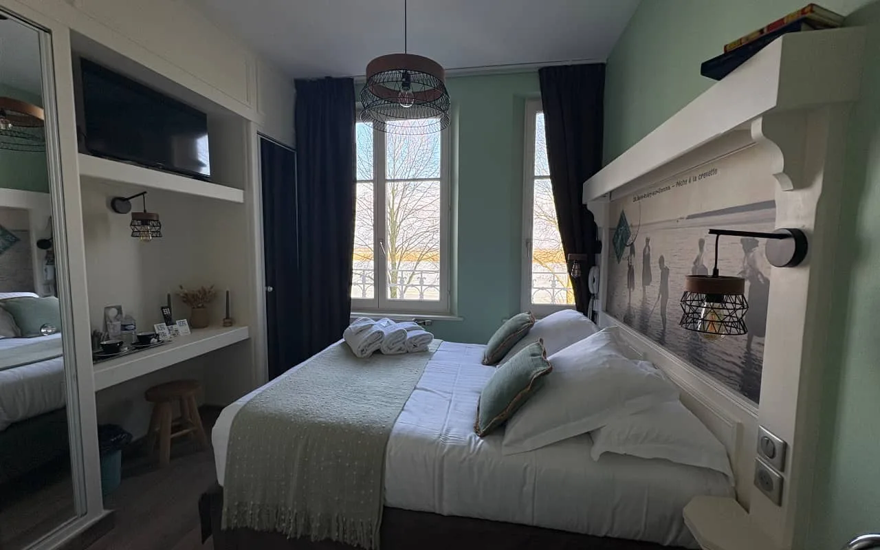 Habitación doble con vistas a la bahía