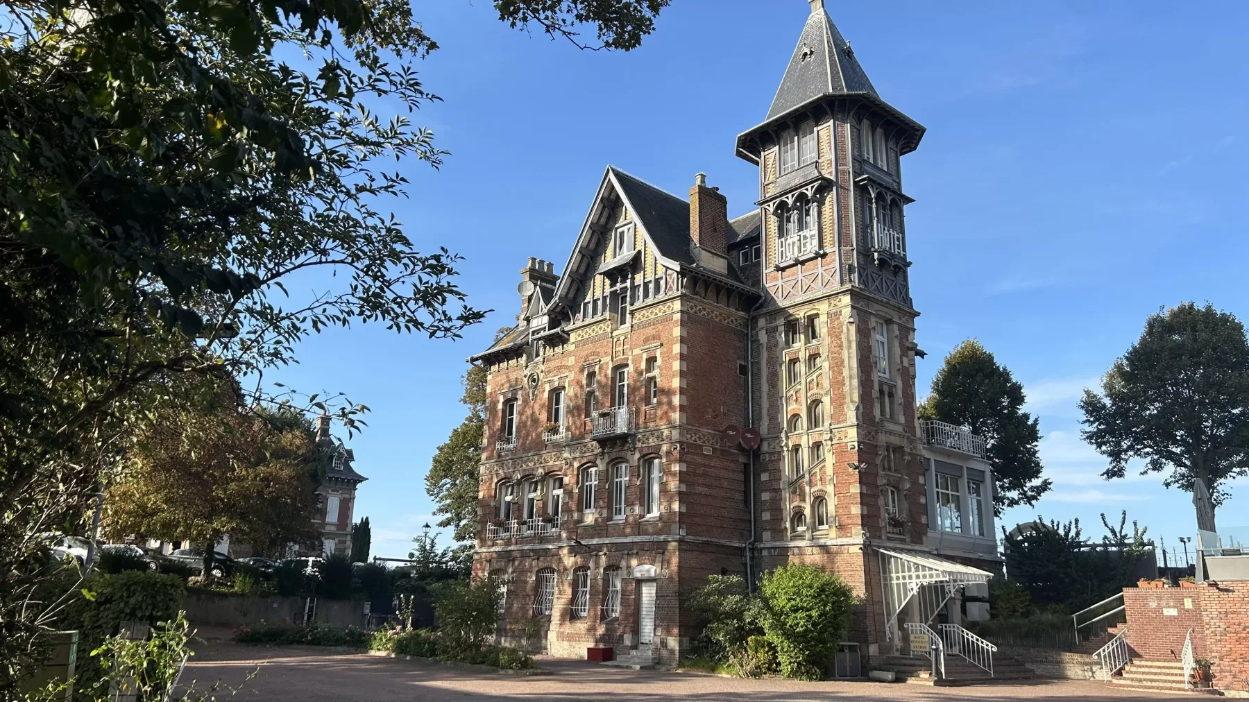 Hotel con vistas a la bahía de Somme