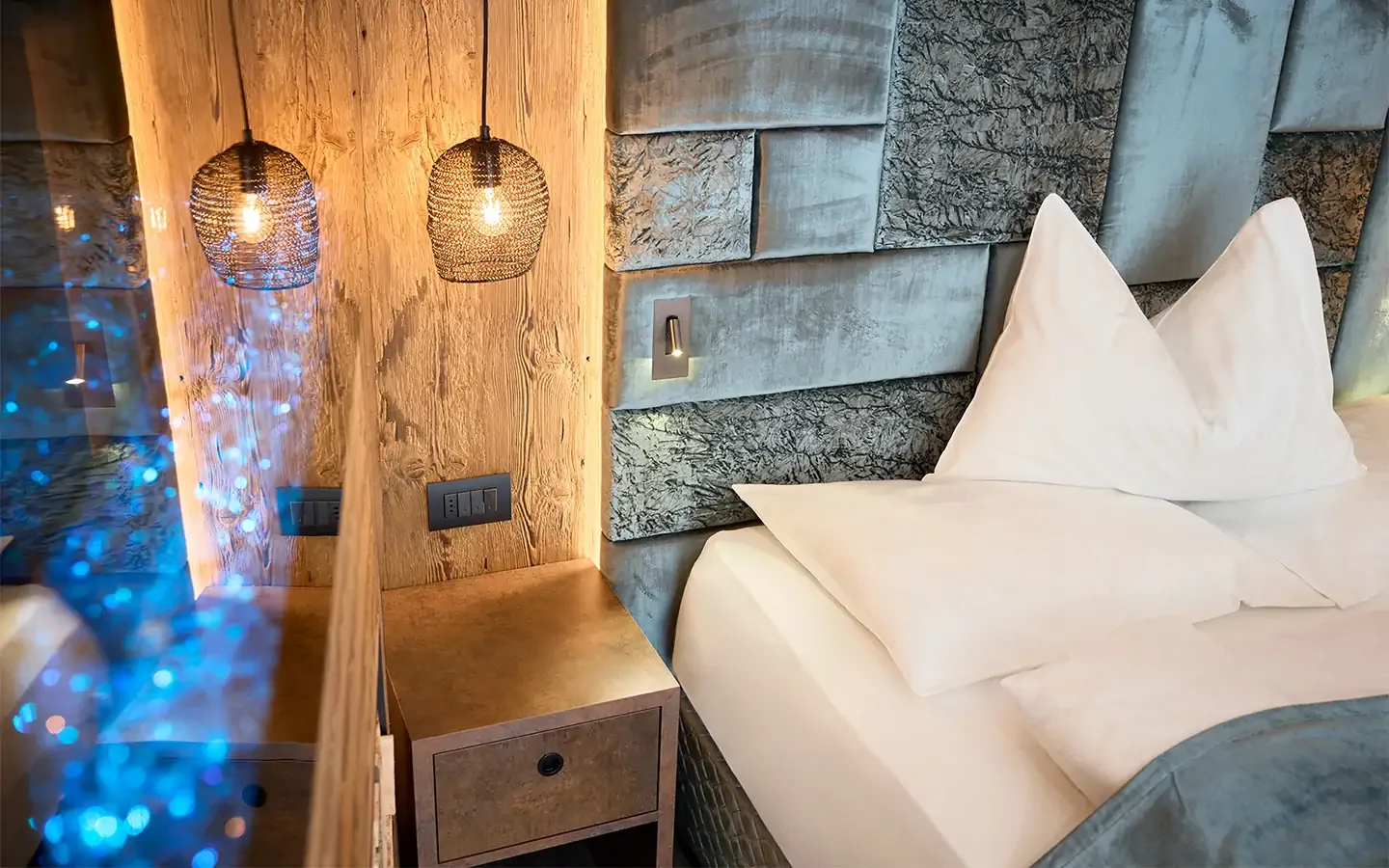 Hotel bedroom