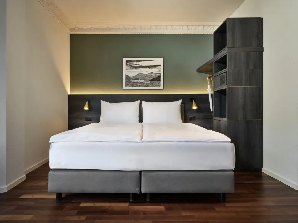 Hotel room with a double bed