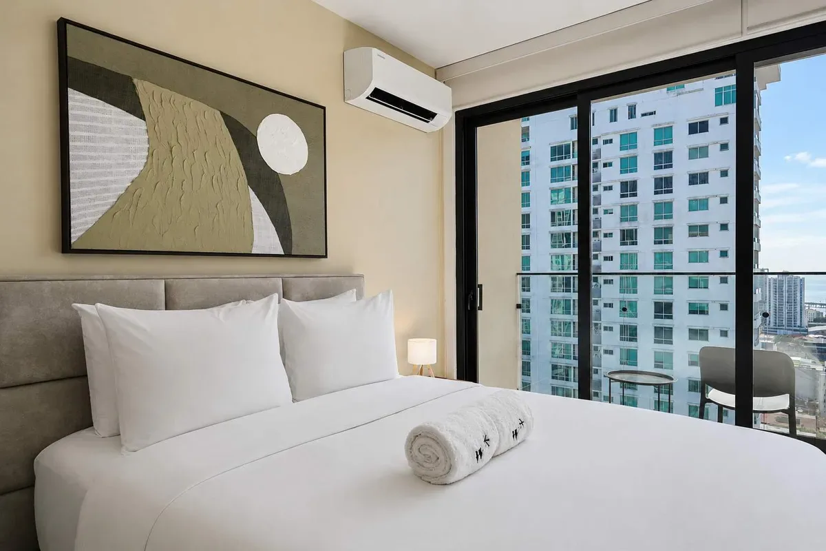 Chic 2BR w/ Balcony & AC in San Francisco