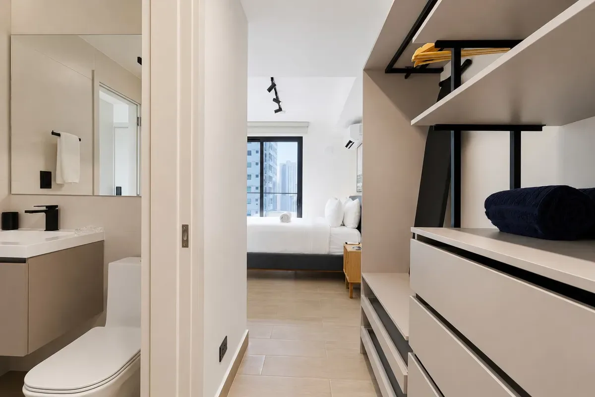 Chic 2BR w/ Balcony & AC in San Francisco