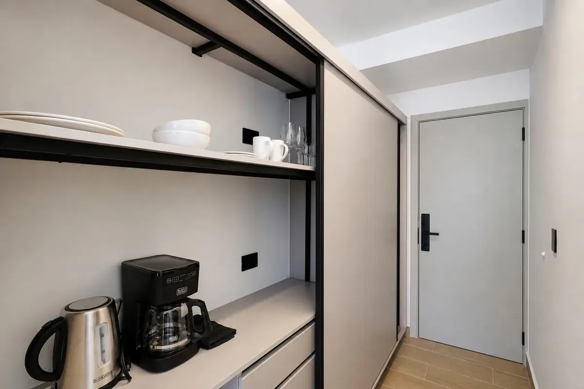 Chic 2BR w/ Balcony & AC in San Francisco