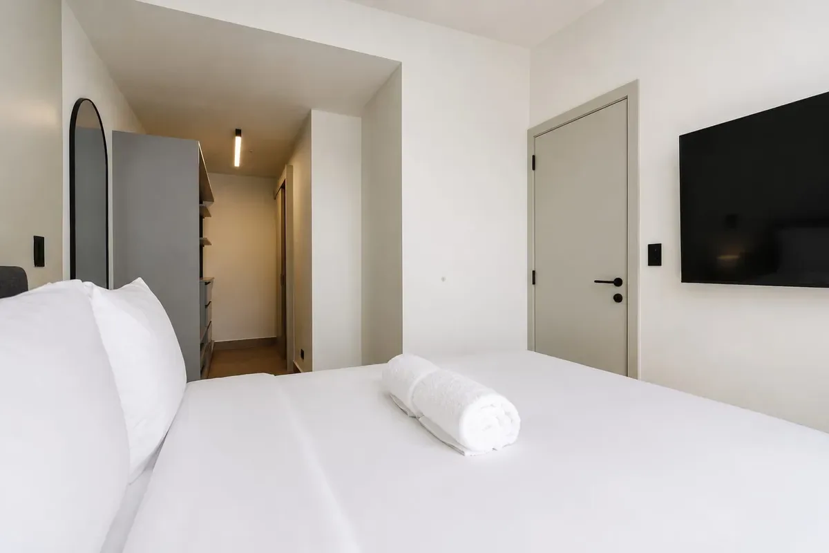 Chic 2BR w/ Balcony & AC in San Francisco