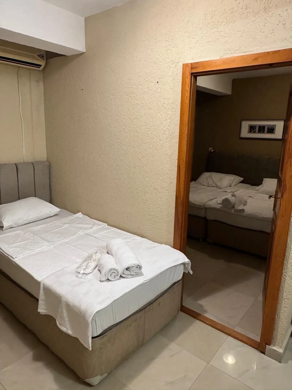 Habitación familiar con cuatro camas