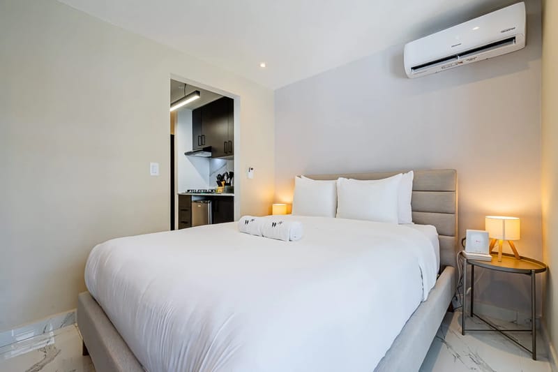 Contemporary Loft in Obarrio w/ Pool