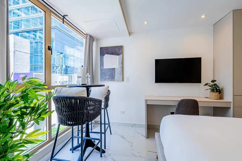 Contemporary Loft in Obarrio w/ Pool