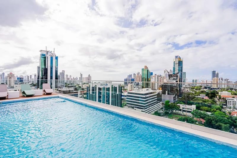 Contemporary Loft in Obarrio w/ Pool