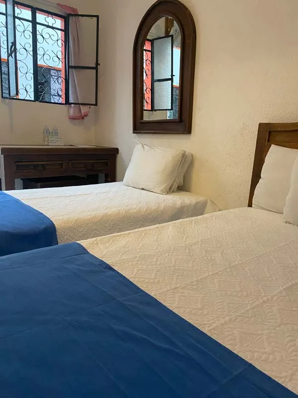 Habitación con dos camas individuales