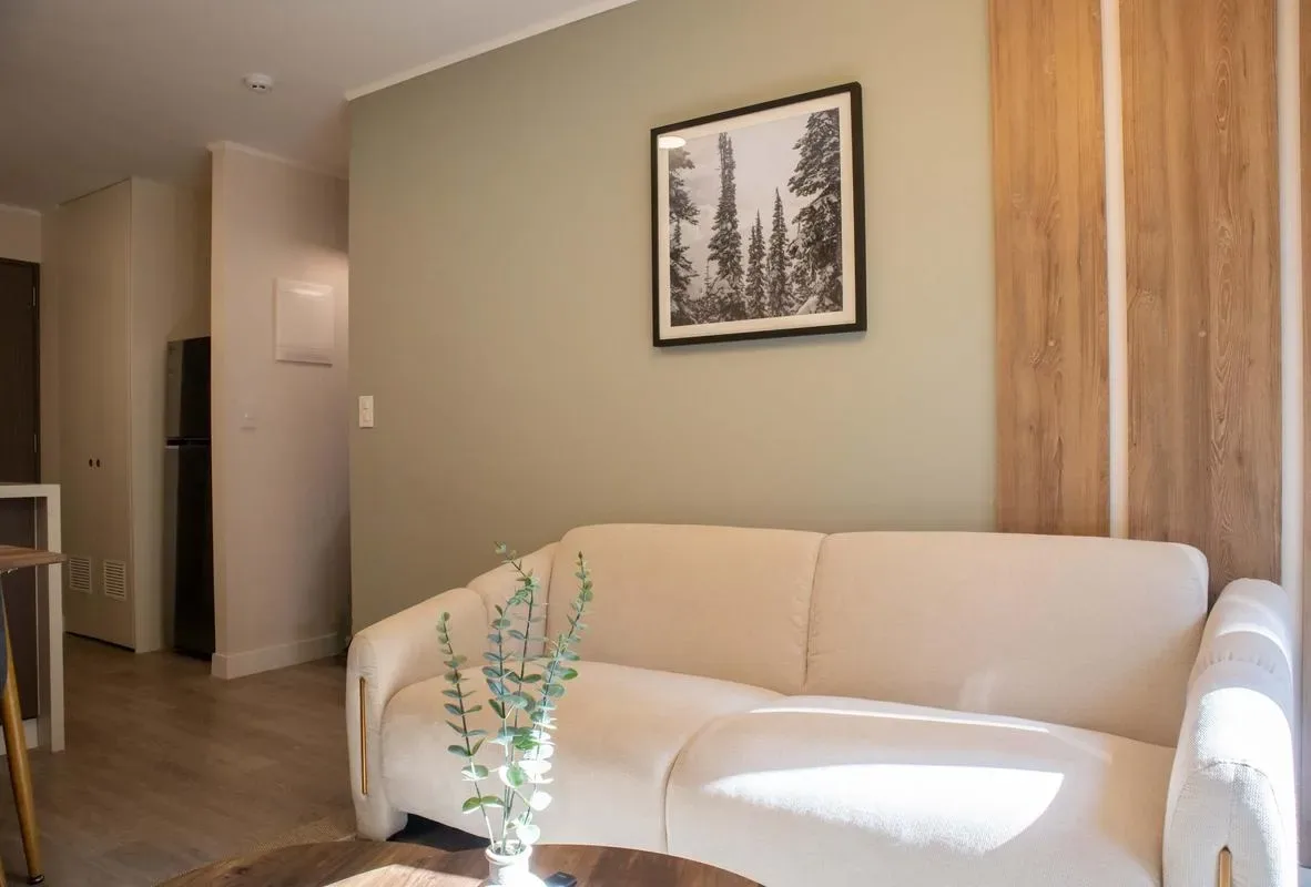Flawless 1BR w/Balcony in Miraflores