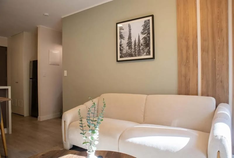Flawless 1BR w/Balcony in Miraflores