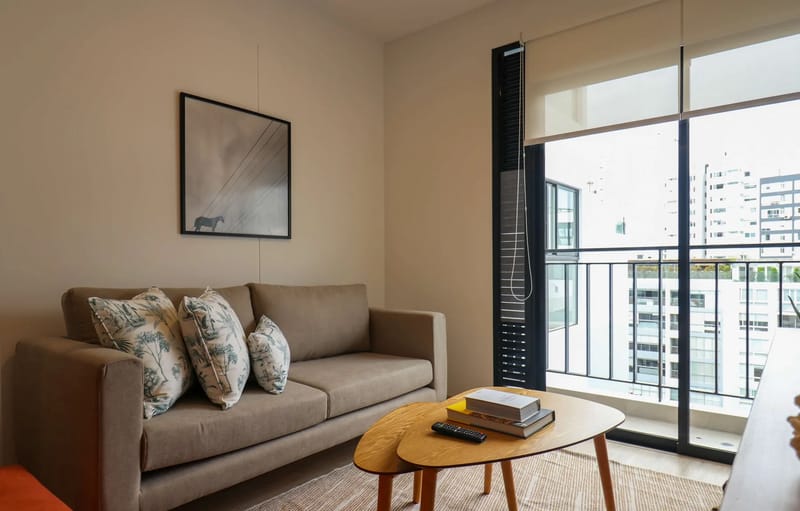 Refined & Cozy 2BR w/ Balcony in Miraflores