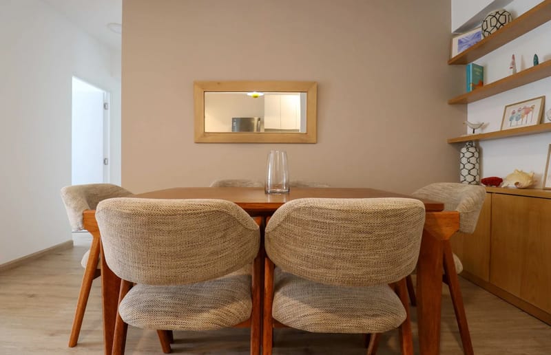 Refined & Cozy 2BR w/ Balcony in Miraflores