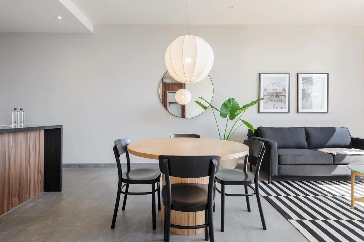 Royal 2BR apts w/ sunlit views of Cuauhtémoc
