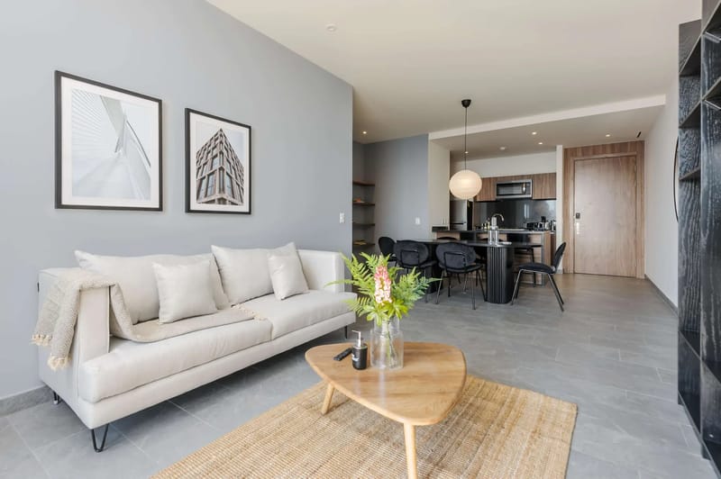 Royal 2BR apts w/ sunlit views of Cuauhtémoc