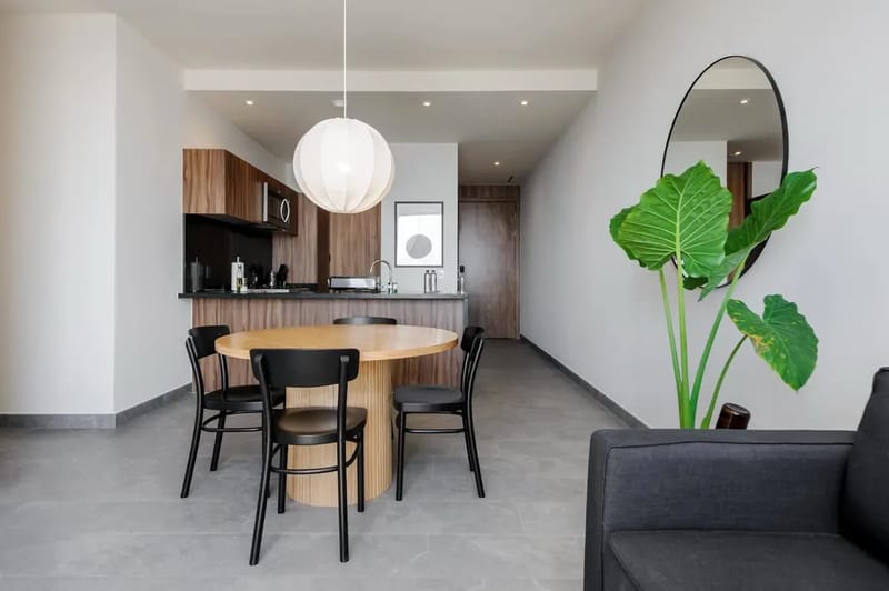 Royal 2BR apts w/ sunlit views of Cuauhtémoc