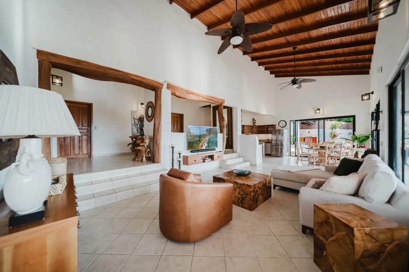 Casa del Toro · 9. Casa del Toro