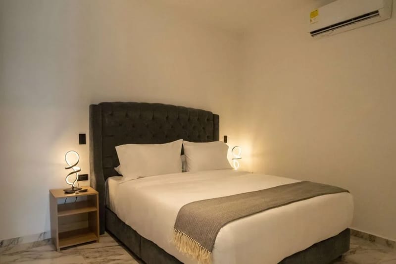 Dazzling 1BR w/ Jacuzzi near Ciudad Amurallada