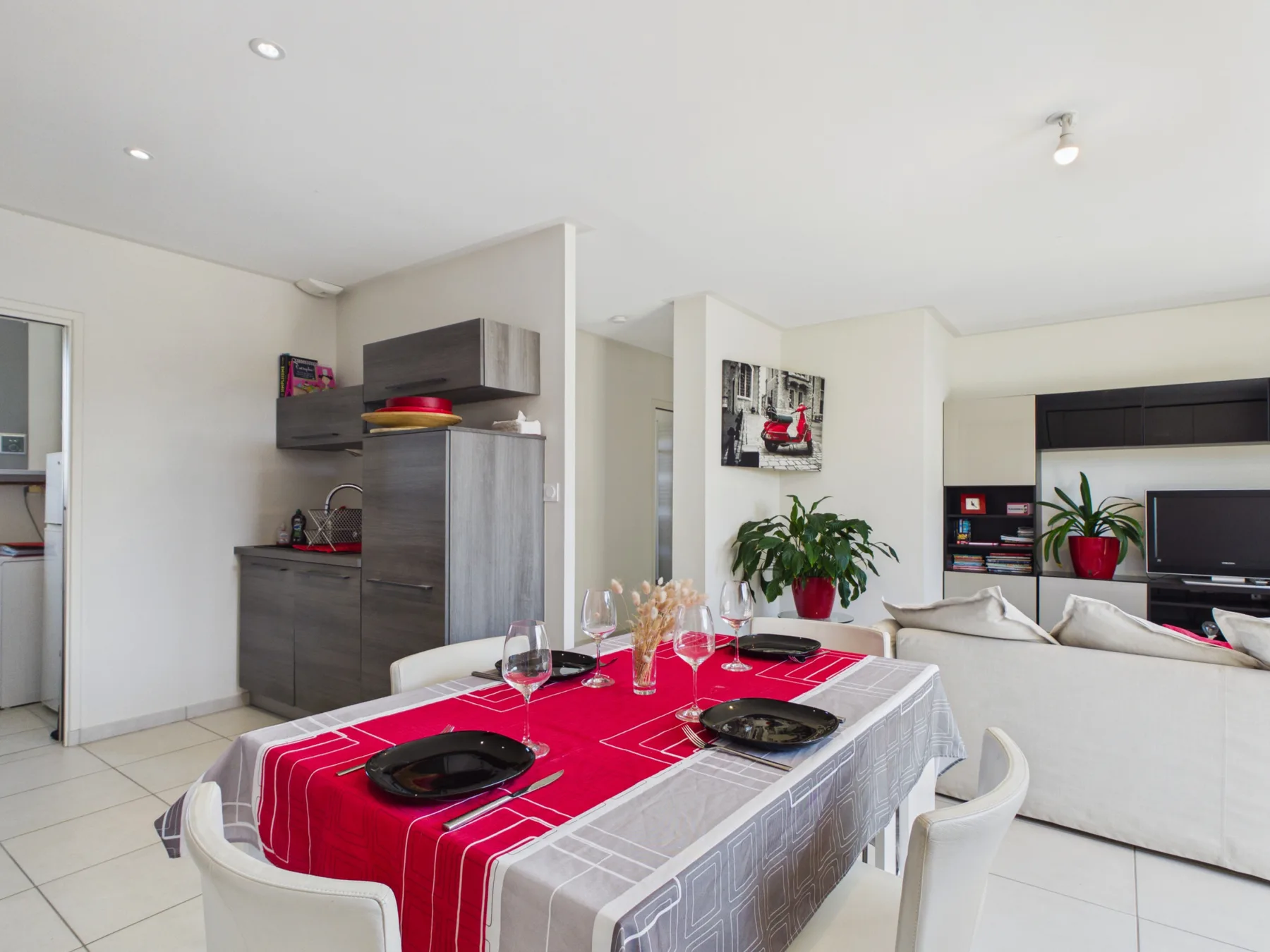 Property gallery photo