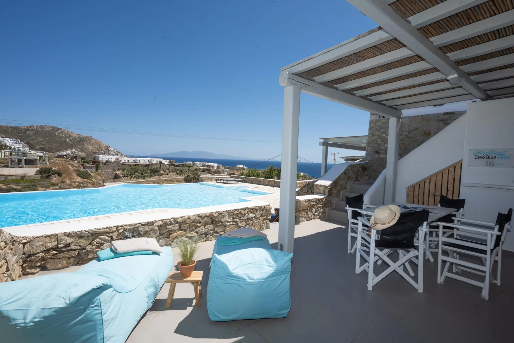 Villa Rineia 3