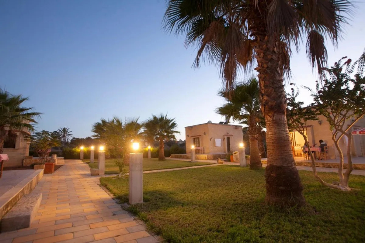 Glaro Garden Hotel